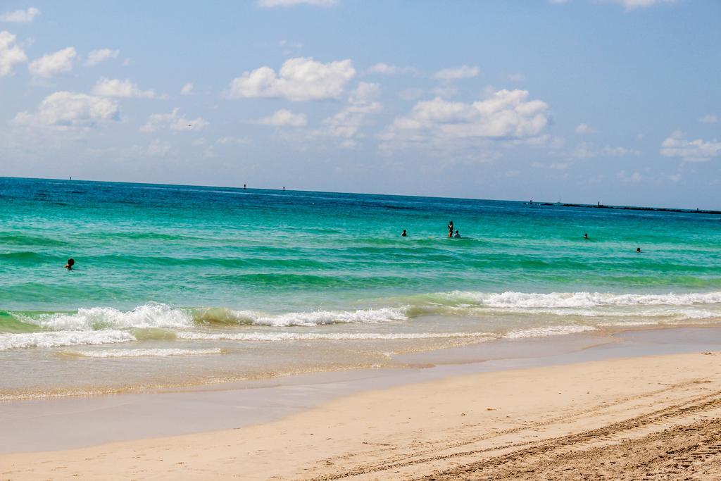 Ocean Walk Apartments Miami Beach Exterior foto